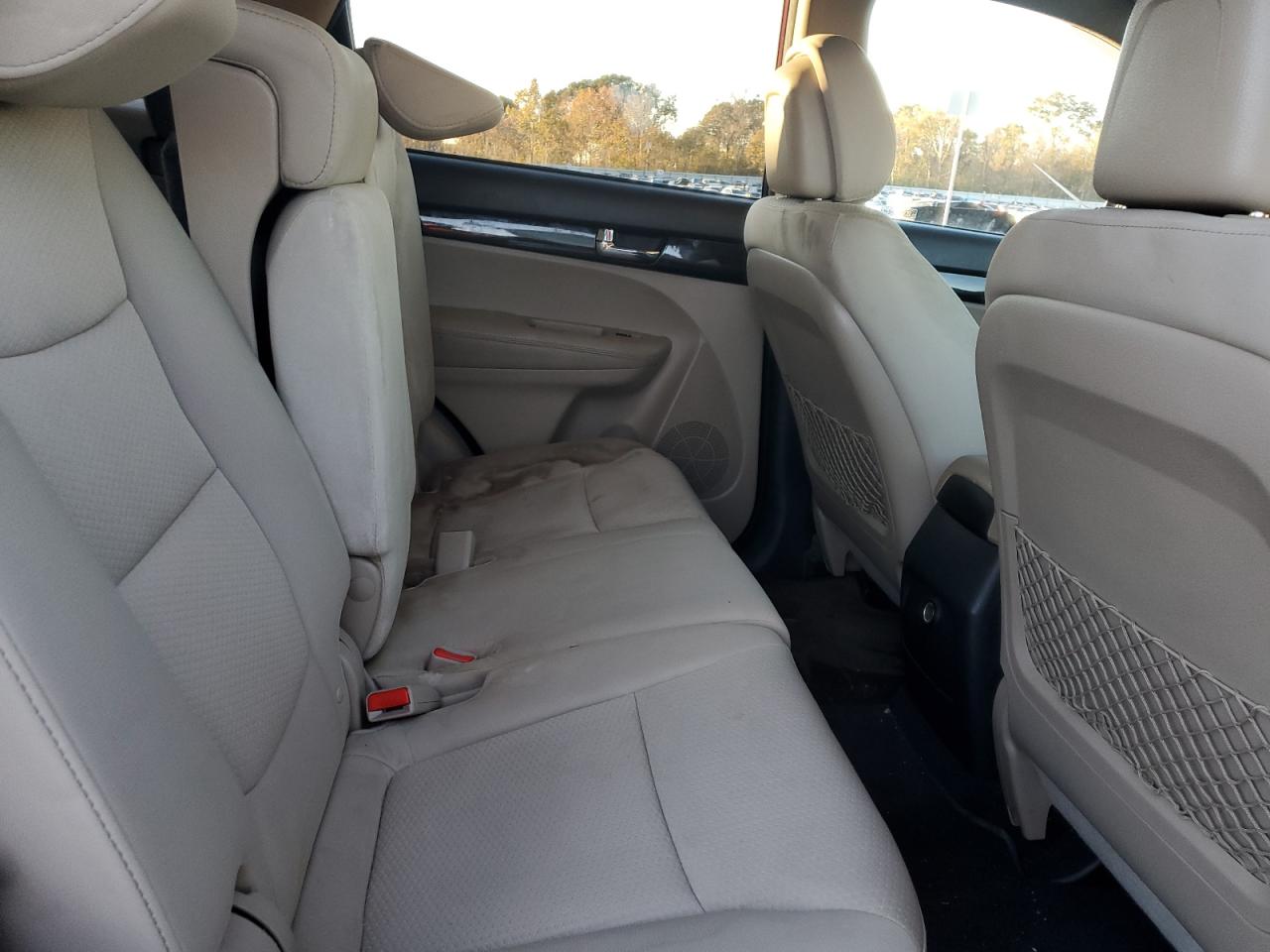 2013 Kia Sorento Lx VIN: 5XYKT3A12DG398160 Lot: 92497105