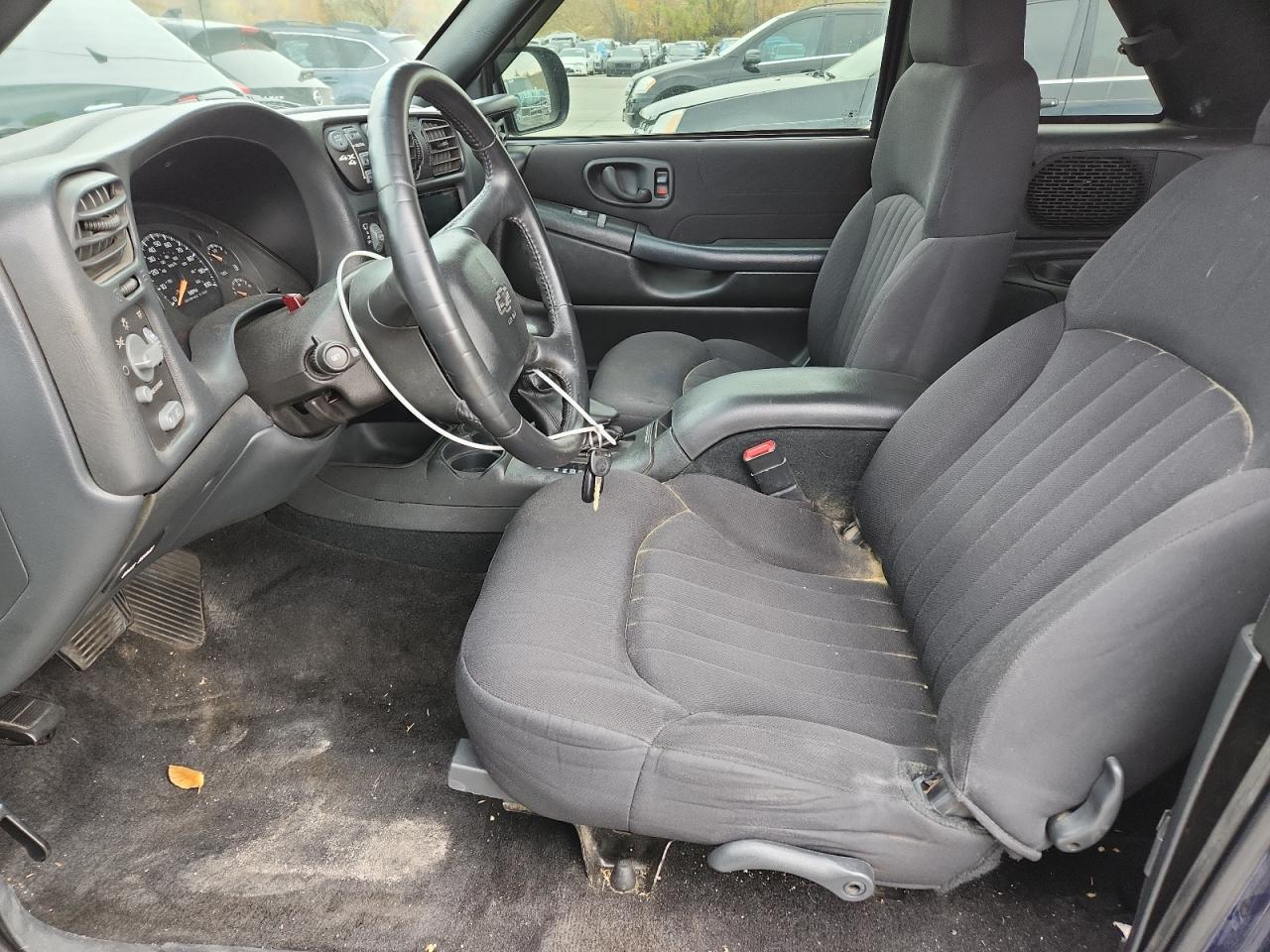 2004 Chevrolet Blazer VIN: 1GNCT18XX4K153661 Lot: 91137245