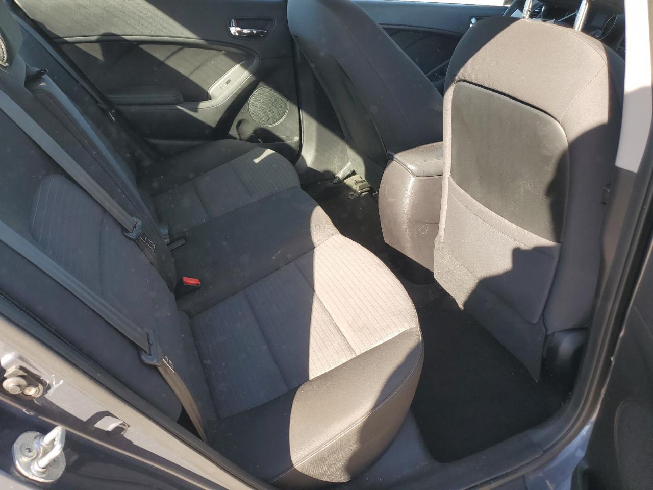 2014 Kia Forte Lx VIN: KNAFX4A61E5225681 Lot: 90817005