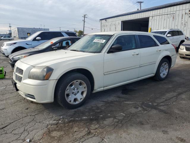 2005 Dodge Magnum Se