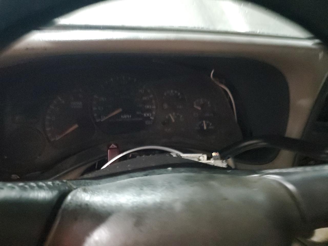 2002 GMC Yukon VIN: 1GKEK13Z92J247440 Lot: 92852885