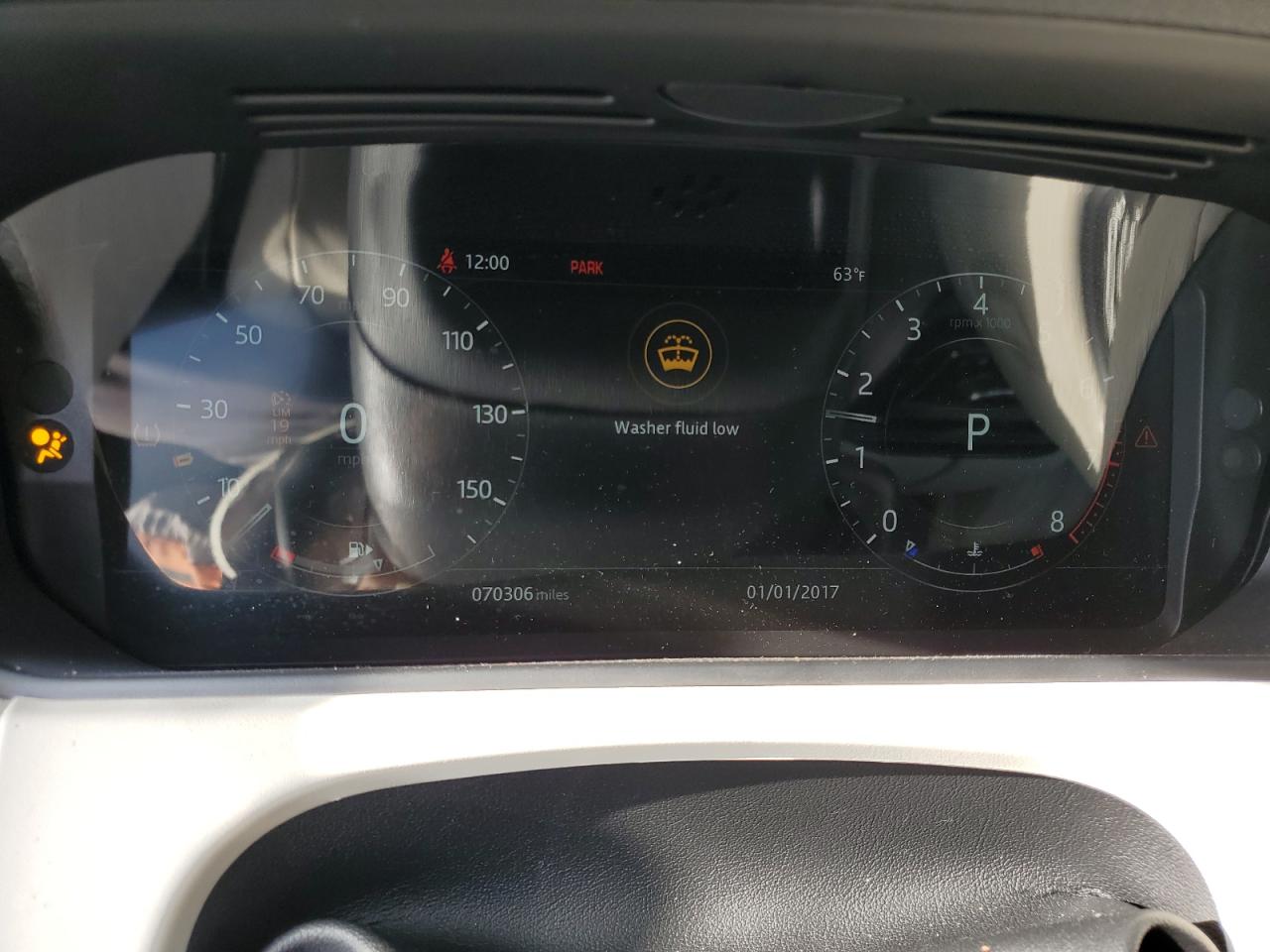 2018 Land Rover Range Rover Velar S VIN: SALYB2RXXJA748302 Lot: 92686495