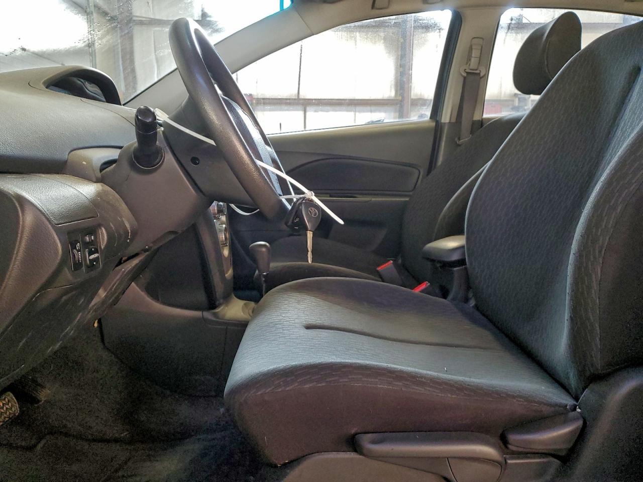 2009 Toyota Yaris VIN: JTDBT923491328105 Lot: 94113805