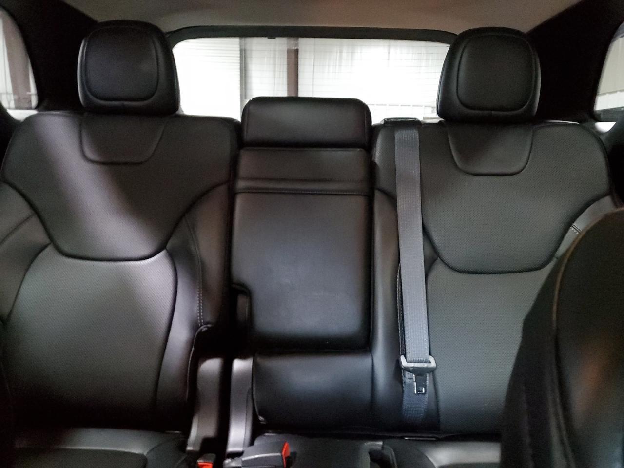 2019 Jeep Cherokee Overland VIN: 1C4PJMJX7KD256162 Lot: 93663355