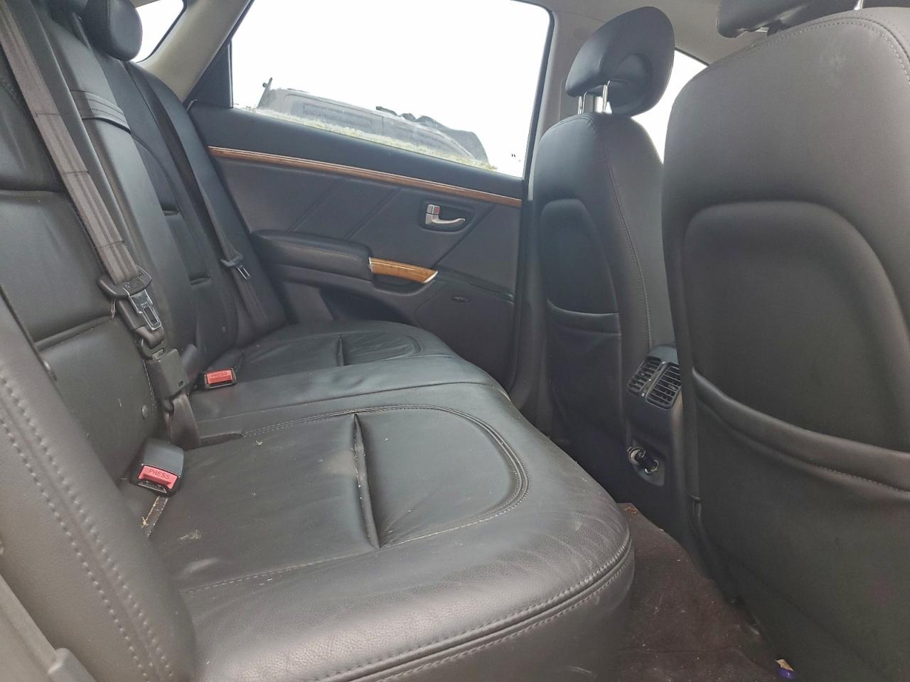 2006 Hyundai Azera Se VIN: KMHFC46F16A132445 Lot: 93841705