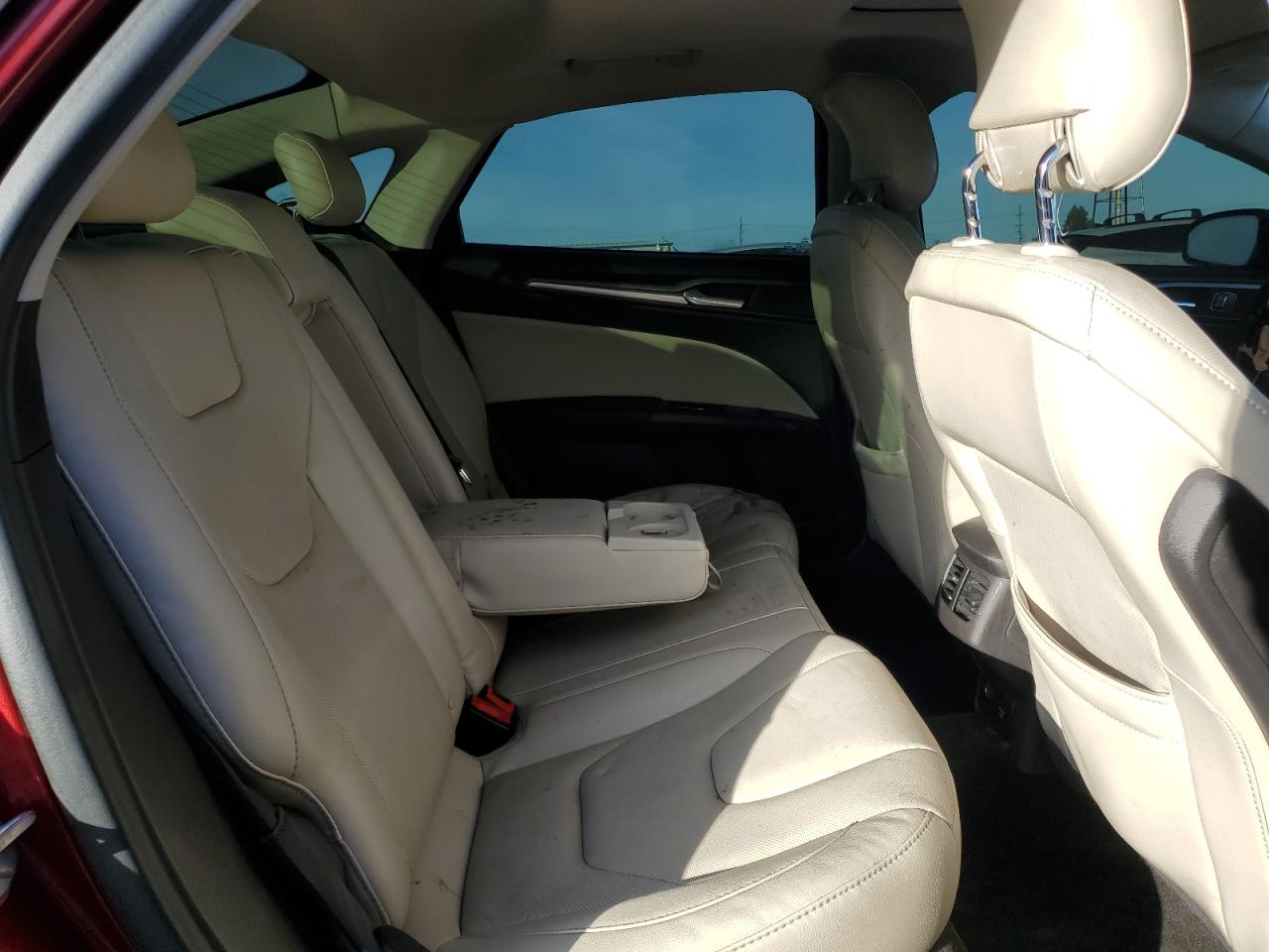 2014 Ford Fusion Titanium VIN: 3FA6P0K97ER335724 Lot: 92693005