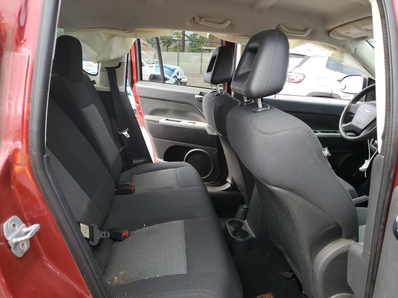 2008 Jeep Compass Sport VIN: 1J8FF47W18D672463 Lot: 92471355