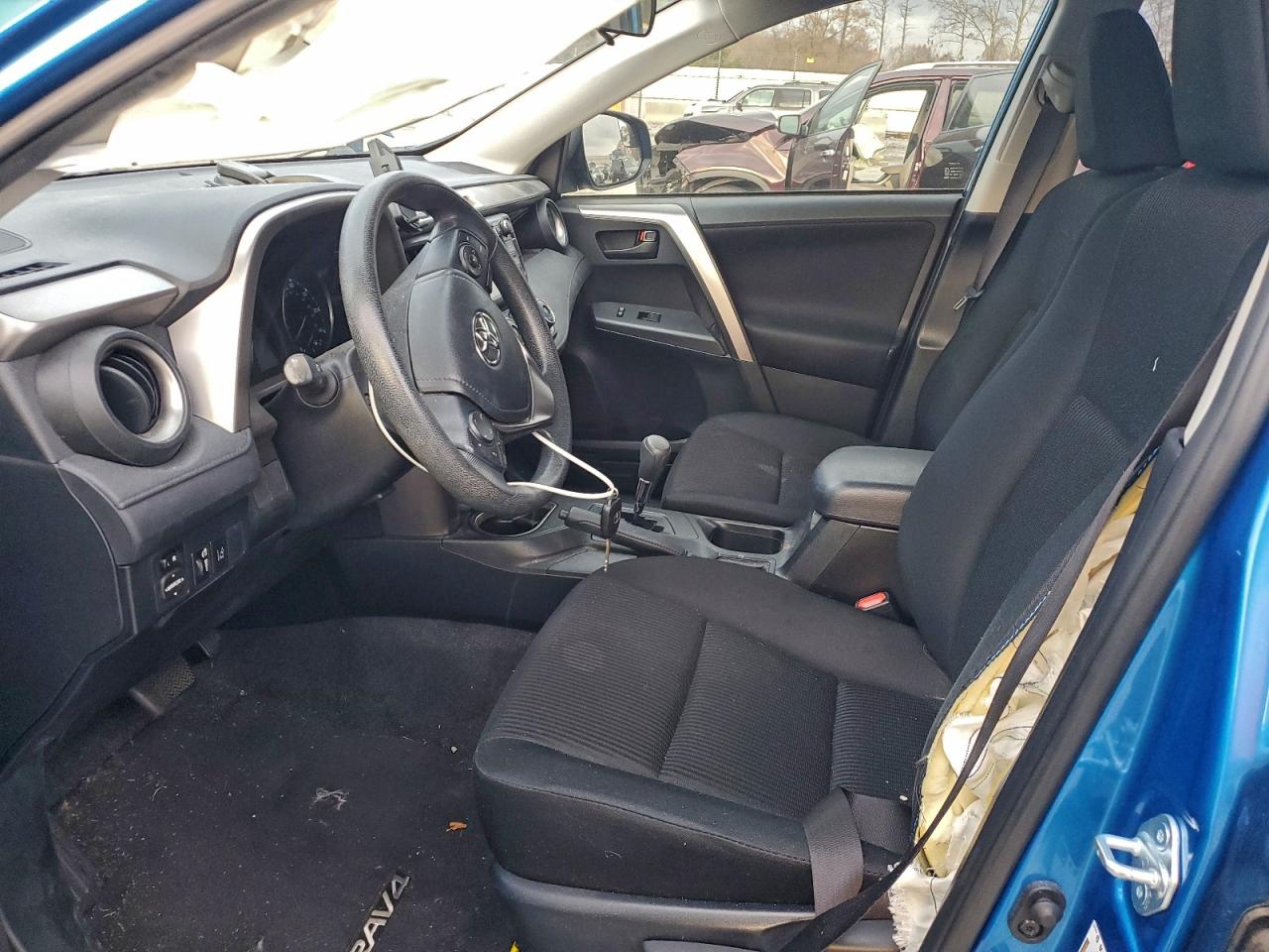 2017 Toyota Rav4 Le VIN: JTMZFREVXHJ134096 Lot: 94599575