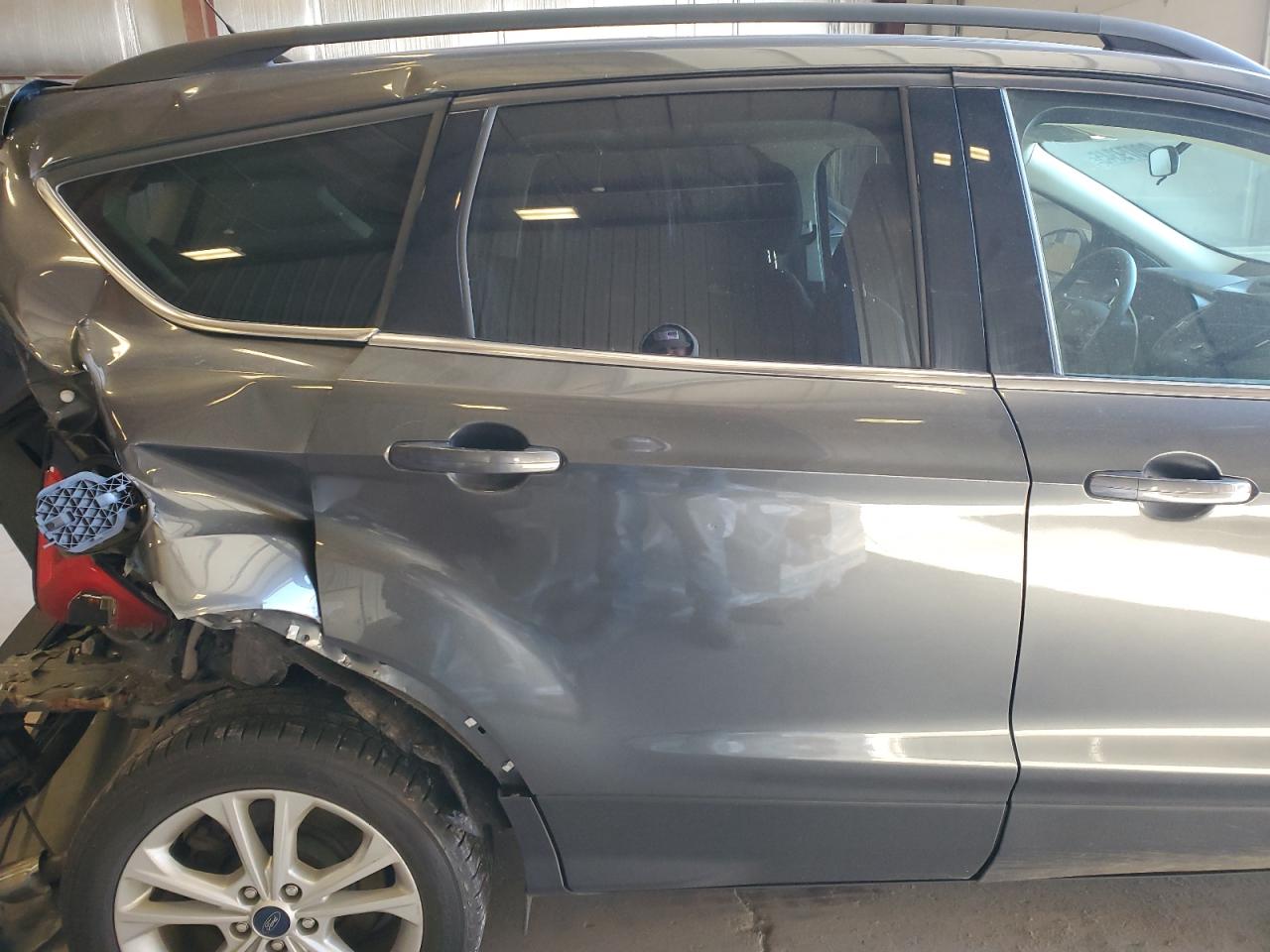 2018 Ford Escape Se VIN: 1FMCU9GD9JUC32942 Lot: 92079345