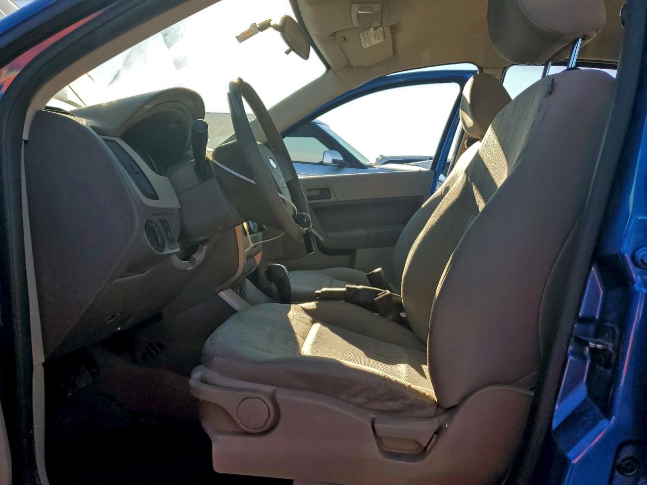 2010 Ford Focus Se VIN: 1FAHP3FN9AW147909 Lot: 94189475