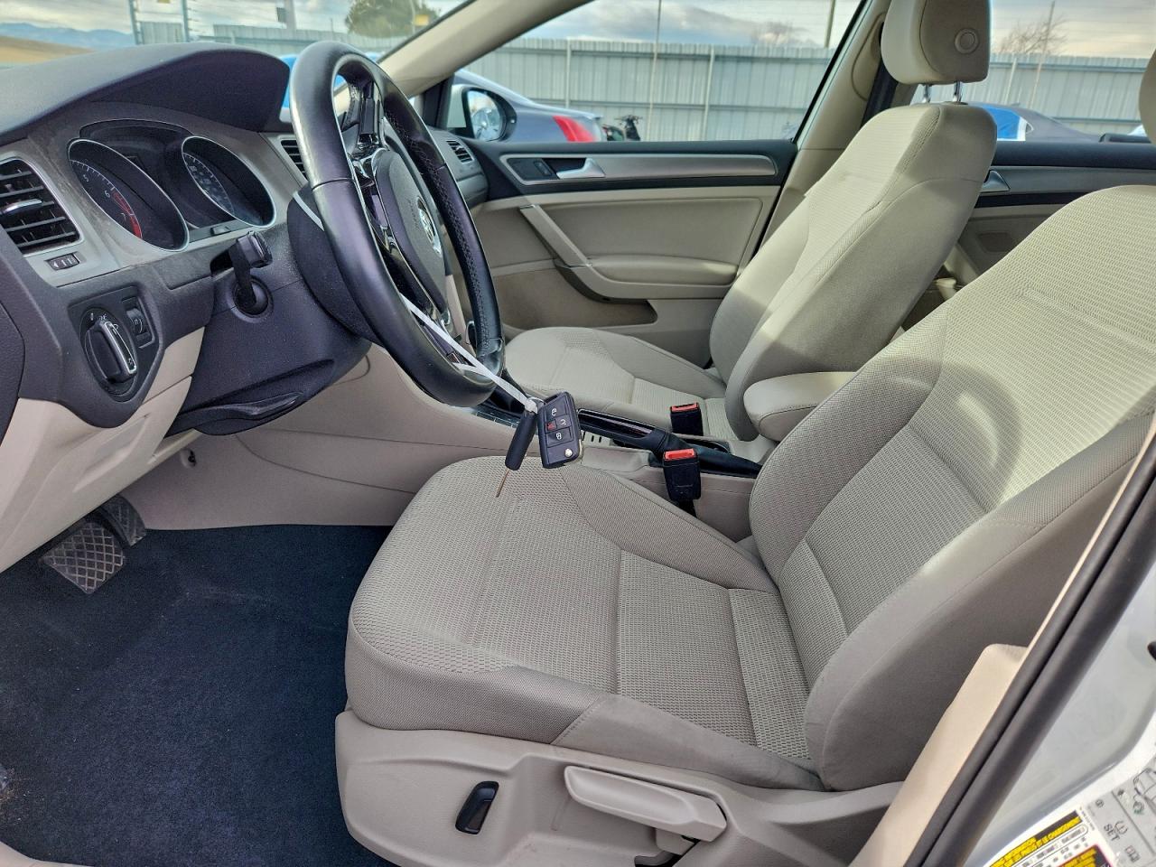 2017 Volkswagen Golf Sportwagen S VIN: 3VWC17AU5HM503582 Lot: 94192045