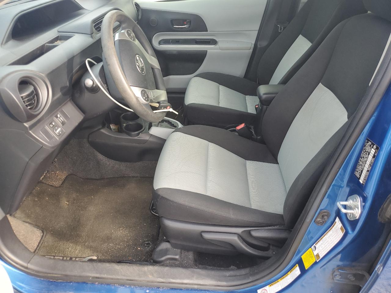 2014 Toyota Prius C VIN: JTDKDTB31E1558723 Lot: 93167465