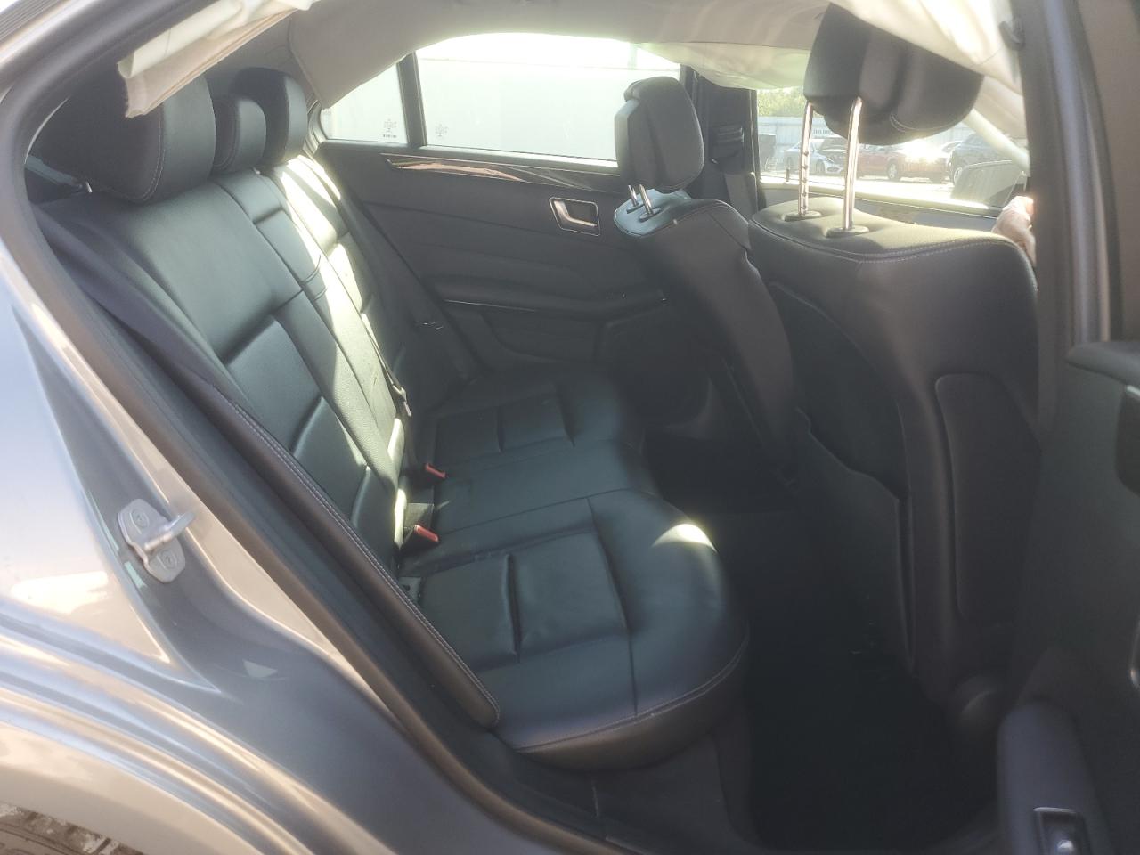 2014 Mercedes-Benz E 350 VIN: WDDHF5KB5EB000770 Lot: 93417905