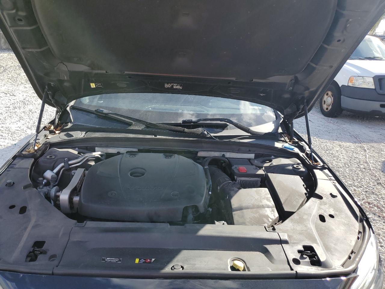 2020 Volvo S90 T6 Momentum VIN: LVYA22MK5LP175533 Lot: 92989635