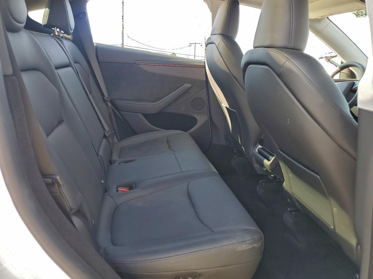 2026 Tesla Model Y VIN: 7SAYGDEE7TF343892 Lot: 93901835