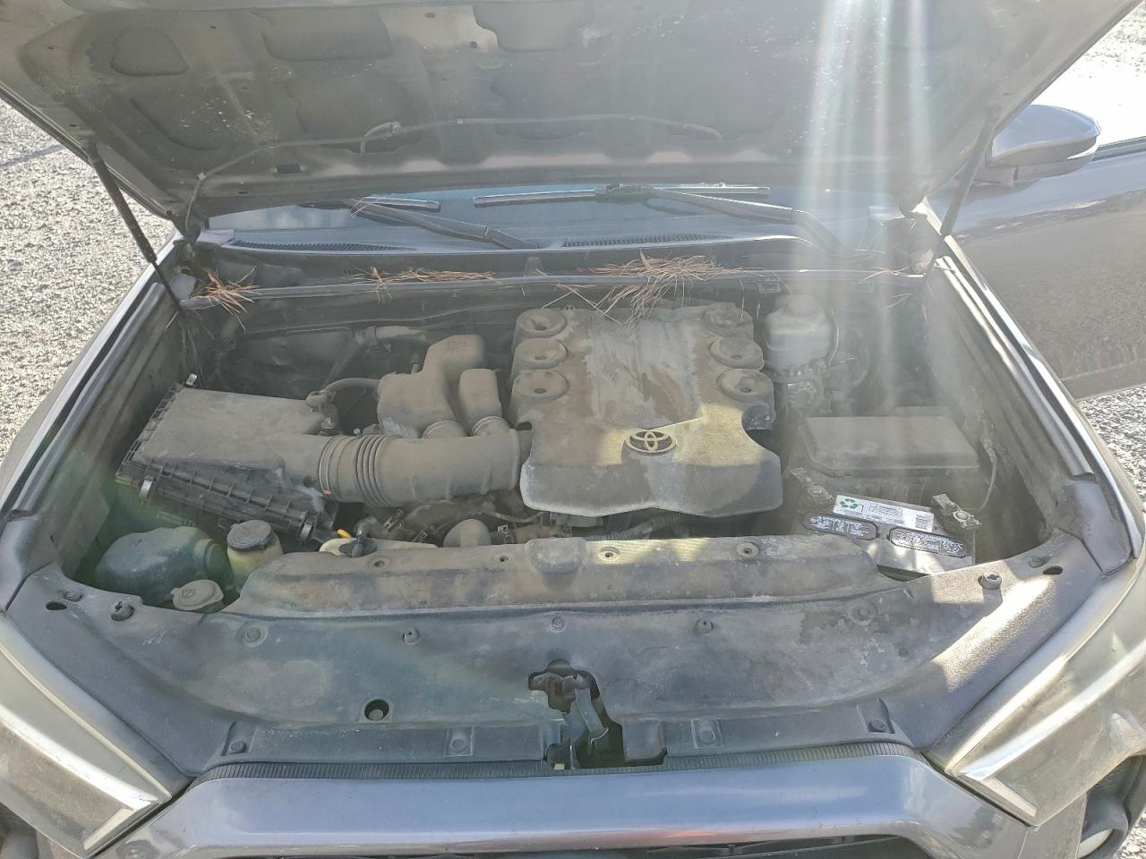 2014 Toyota 4Runner Sr5 VIN: JTEZU5JR5E5071254 Lot: 93867625