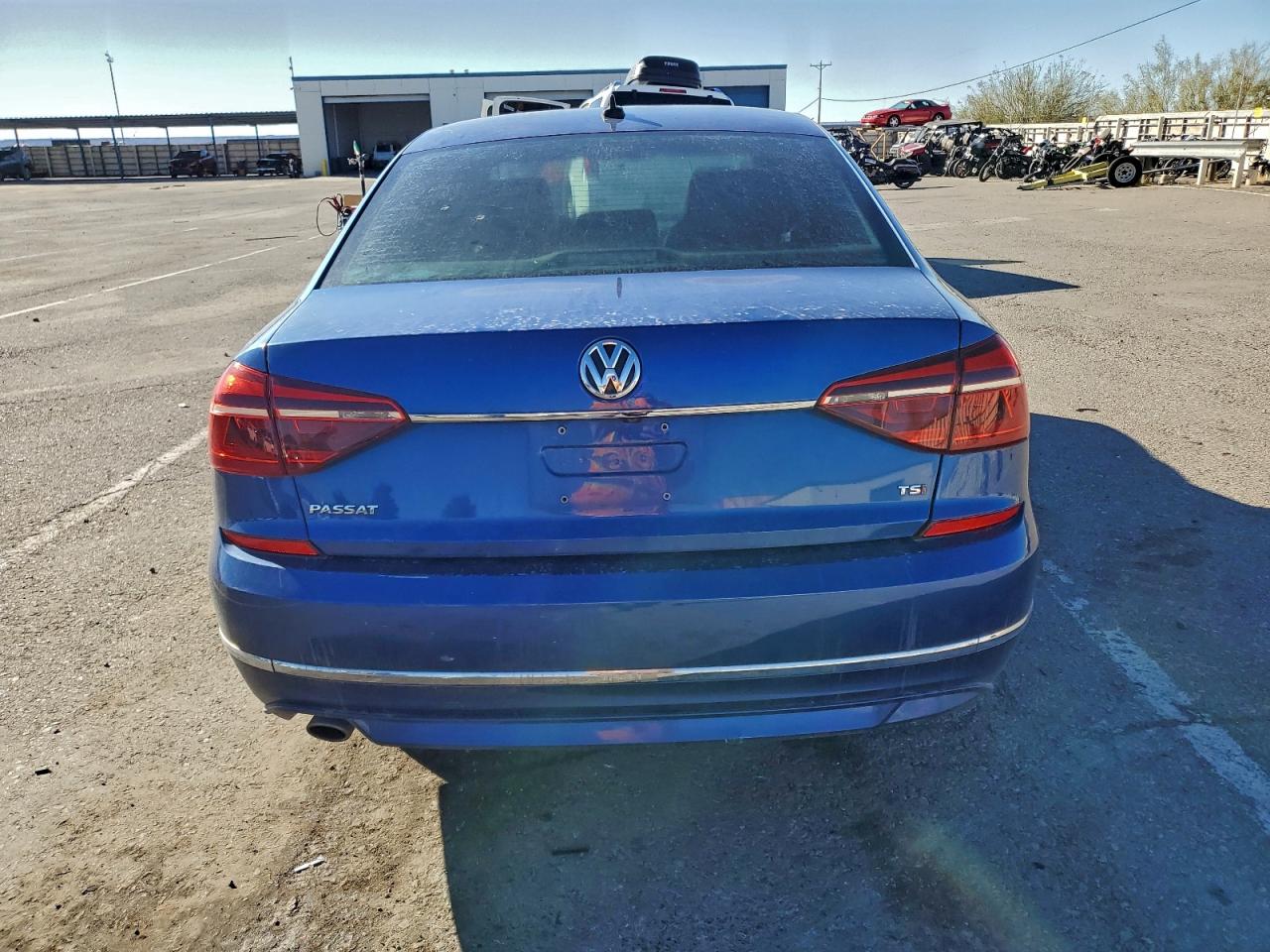 2017 Volkswagen Passat R-Line VIN: 1VWDT7A3XHC014800 Lot: 94300465