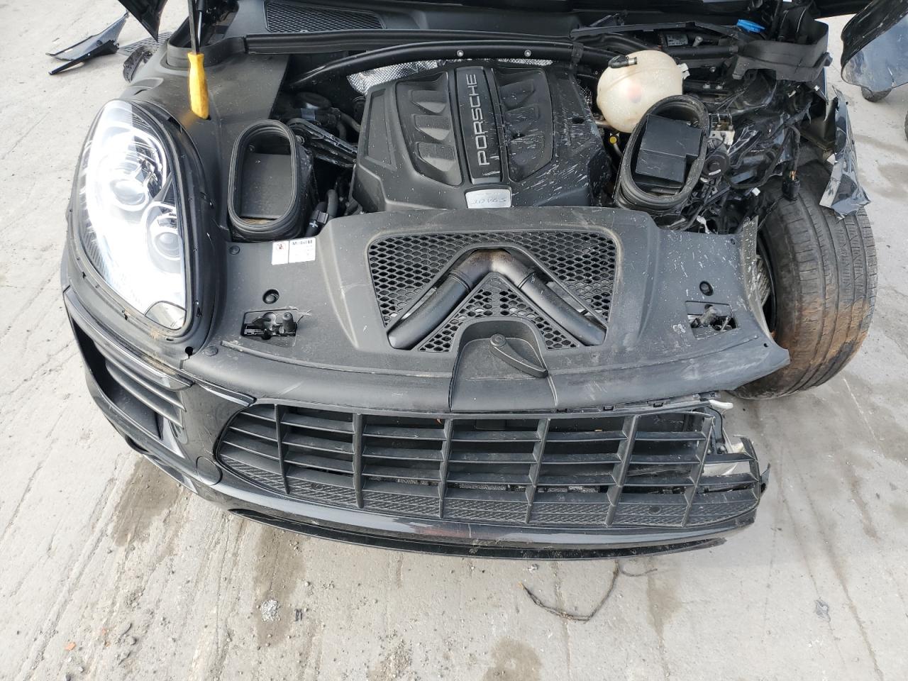 2017 Porsche Macan S VIN: WP1AB2A55HLB17778 Lot: 91346045