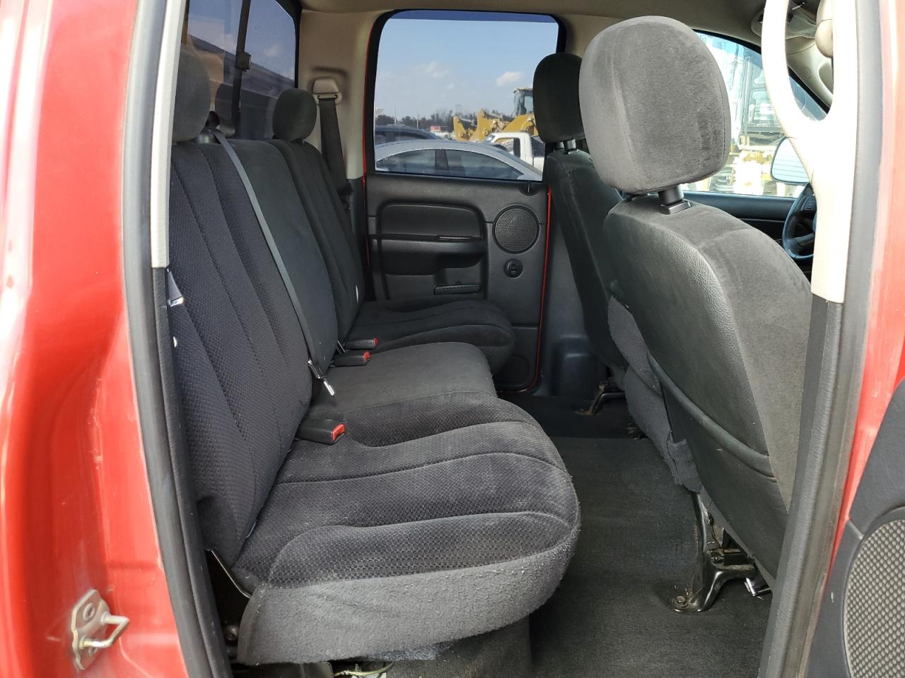 2004 Dodge Ram 1500 St VIN: 1D7HA18D74J206631 Lot: 92282965