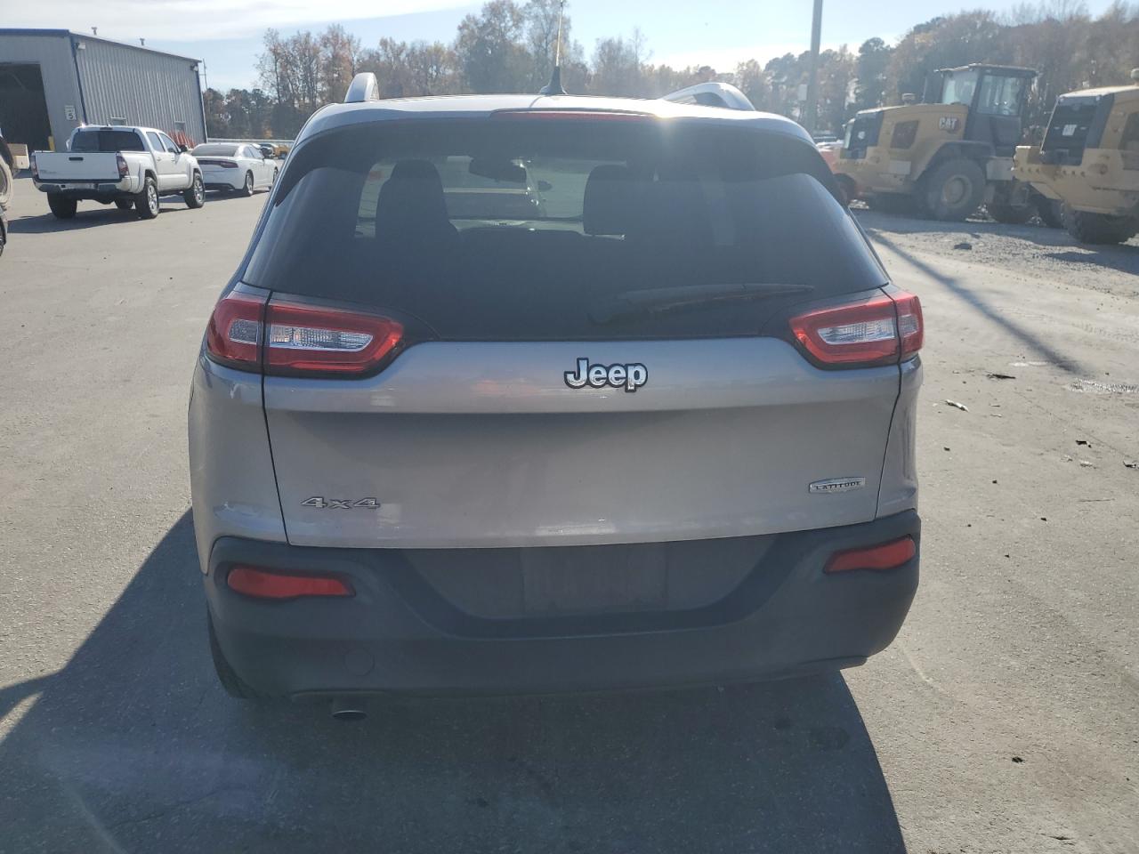 2014 Jeep Cherokee Latitude VIN: 1C4PJMCB5EW124589 Lot: 91003605