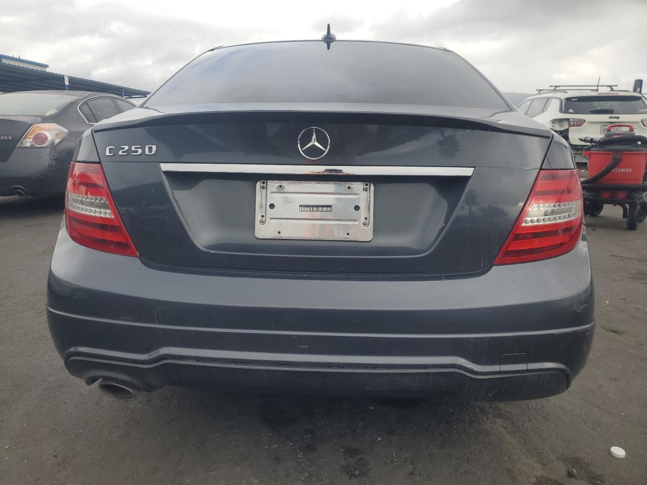 2013 Mercedes-Benz C 250 VIN: WDDGF4HBXDA761764 Lot: 93152735