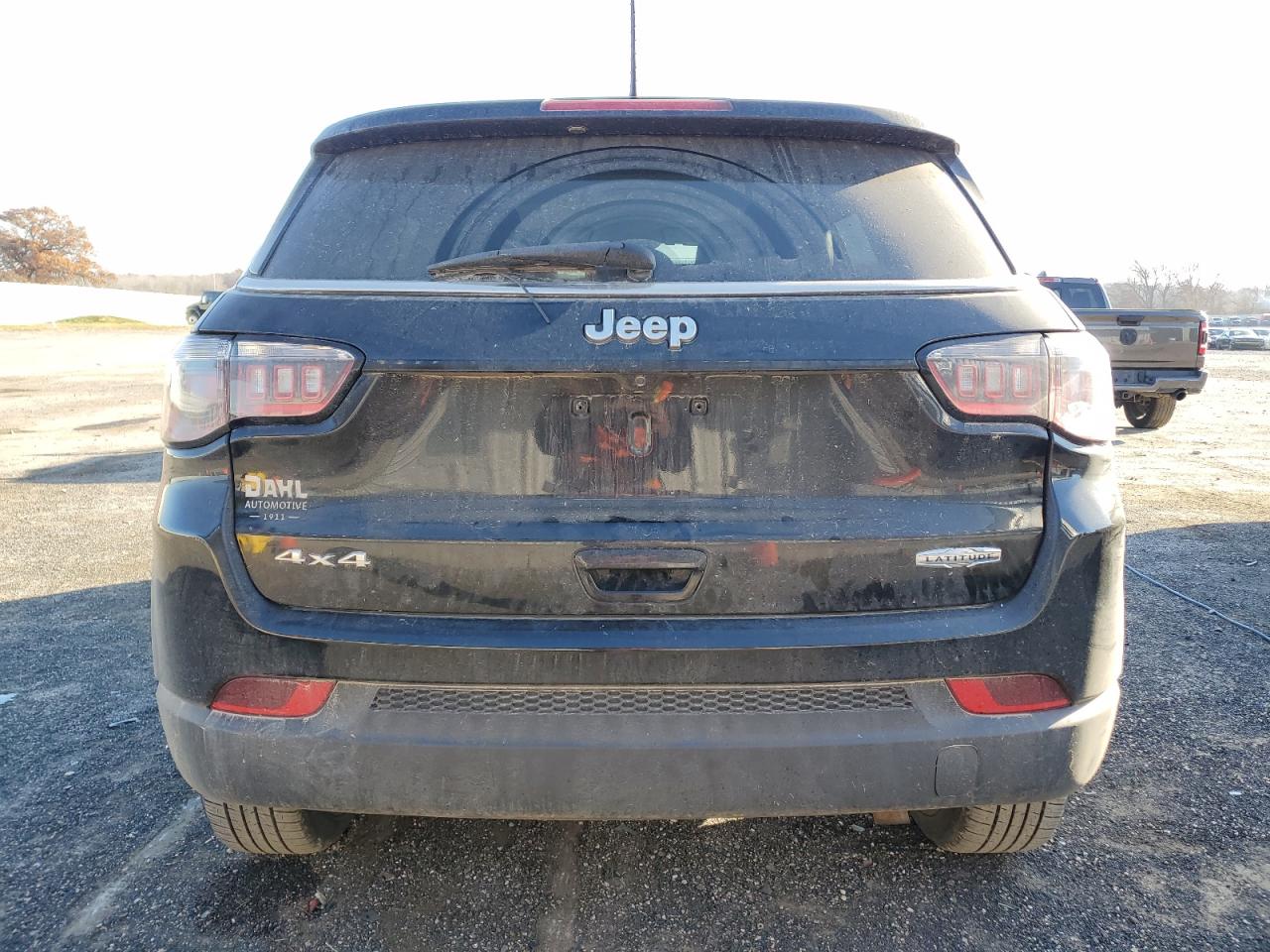 2017 Jeep Compass Latitude VIN: 3C4NJDBB8HT616908 Lot: 92388575