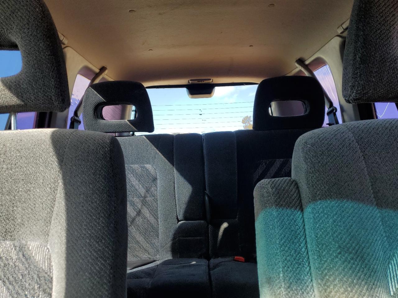 2000 Honda Cr-V Lx VIN: JHLRD2845YC006436 Lot: 92173925