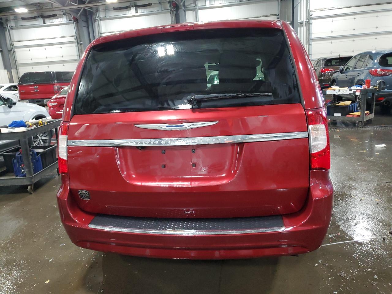 2016 Chrysler Town & Country Touring L VIN: 2C4RC1CG8GR239129 Lot: 92827605