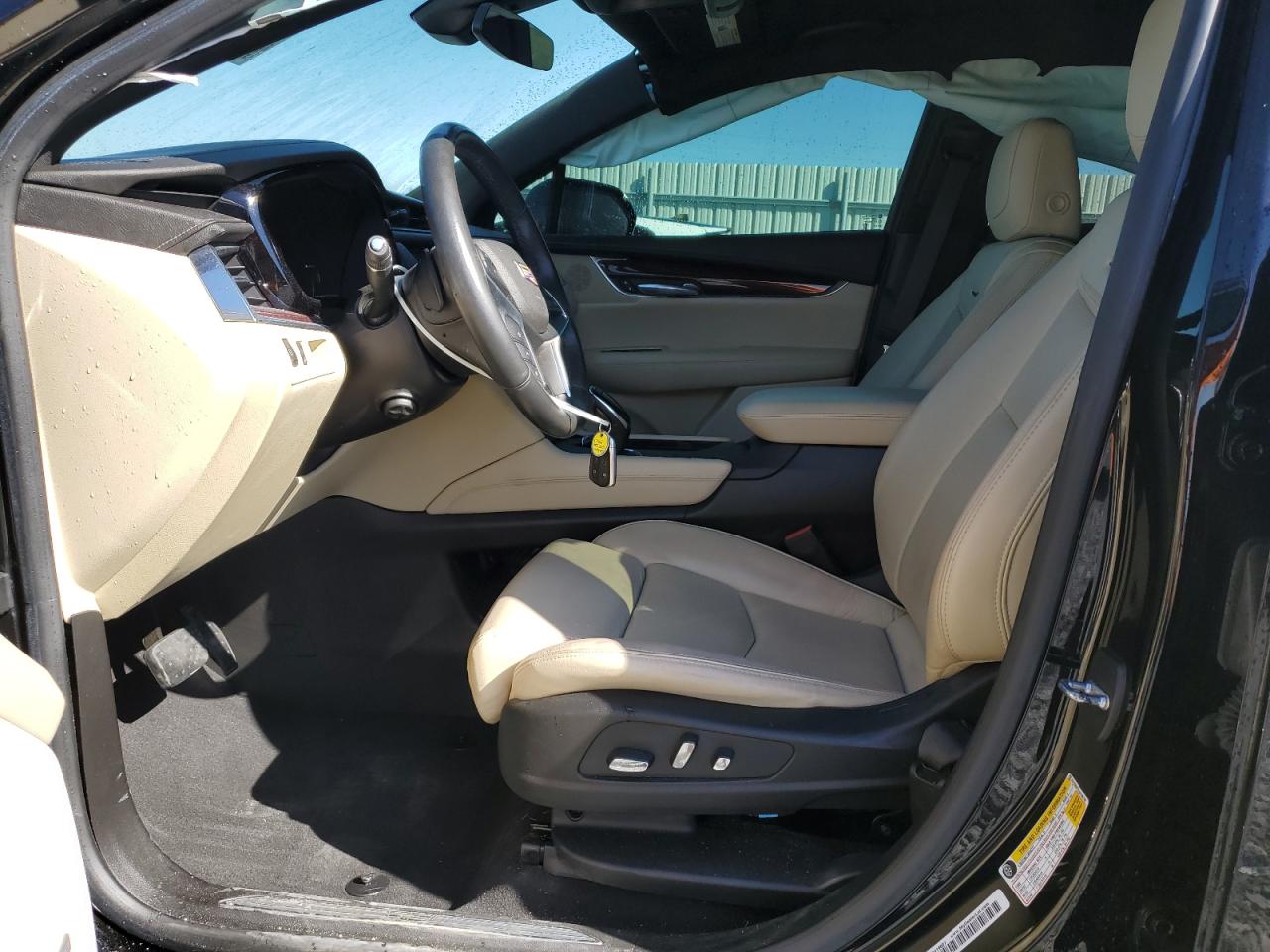 2017 Cadillac Xt5 Luxury VIN: 1GYKNBRSXHZ295782 Lot: 93419925