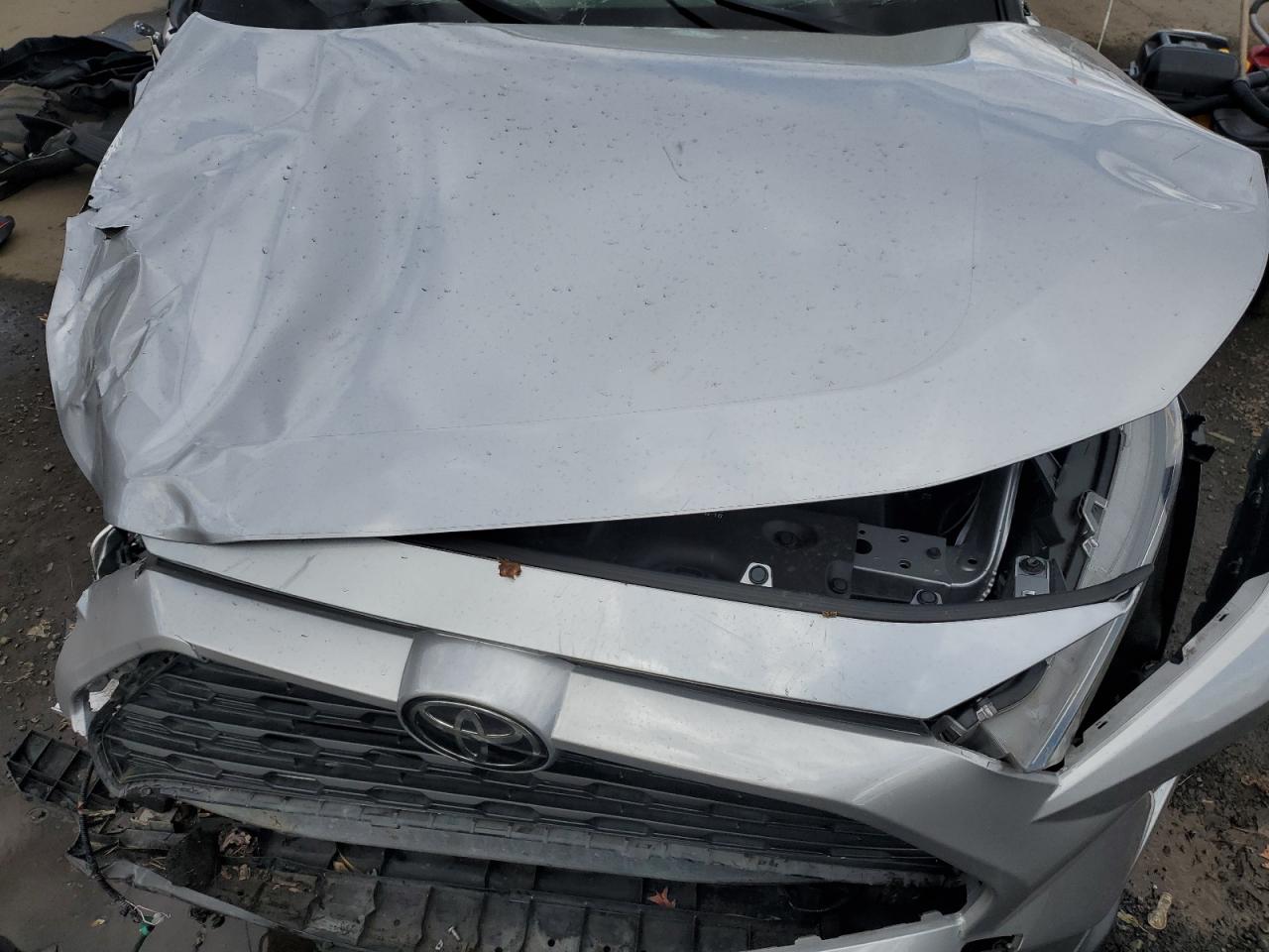 2019 Toyota Rav4 Xle VIN: JTMP1RFV6KD040307 Lot: 91306775