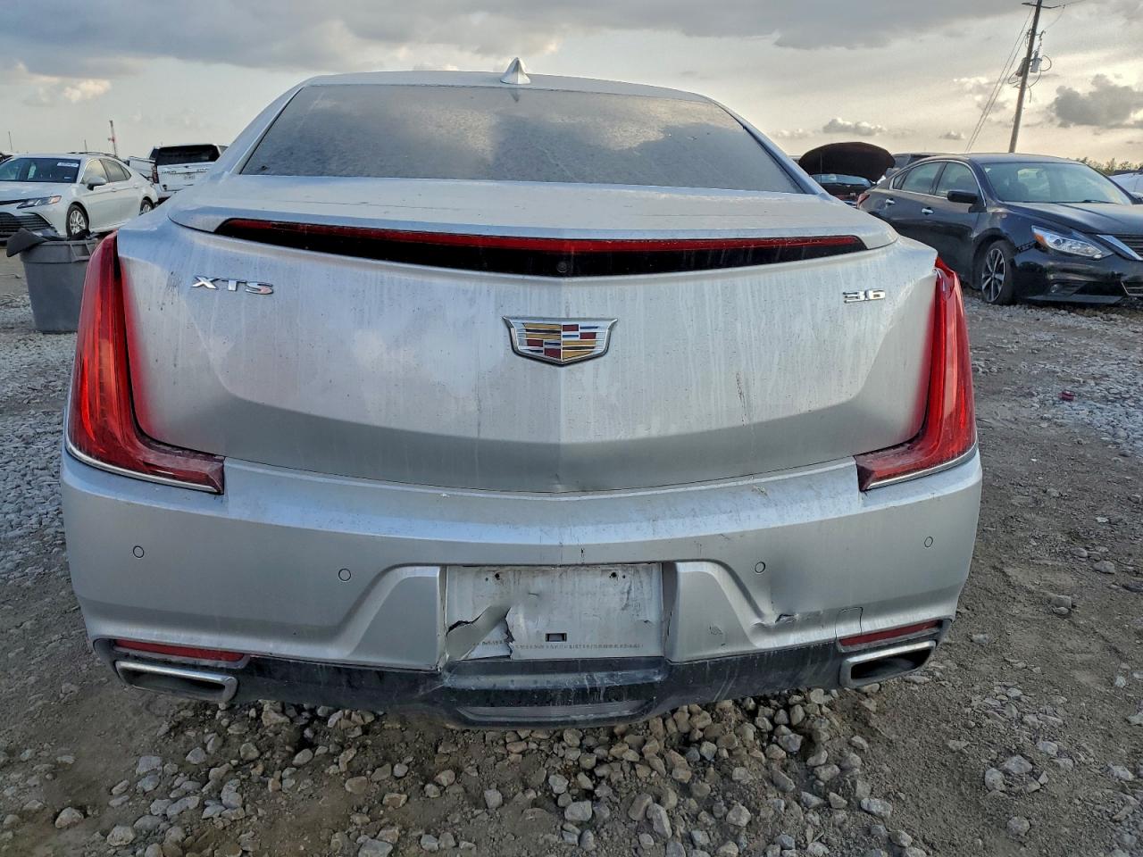 2018 Cadillac Xts Luxury VIN: 2G61M5S38J9127005 Lot: 93349765