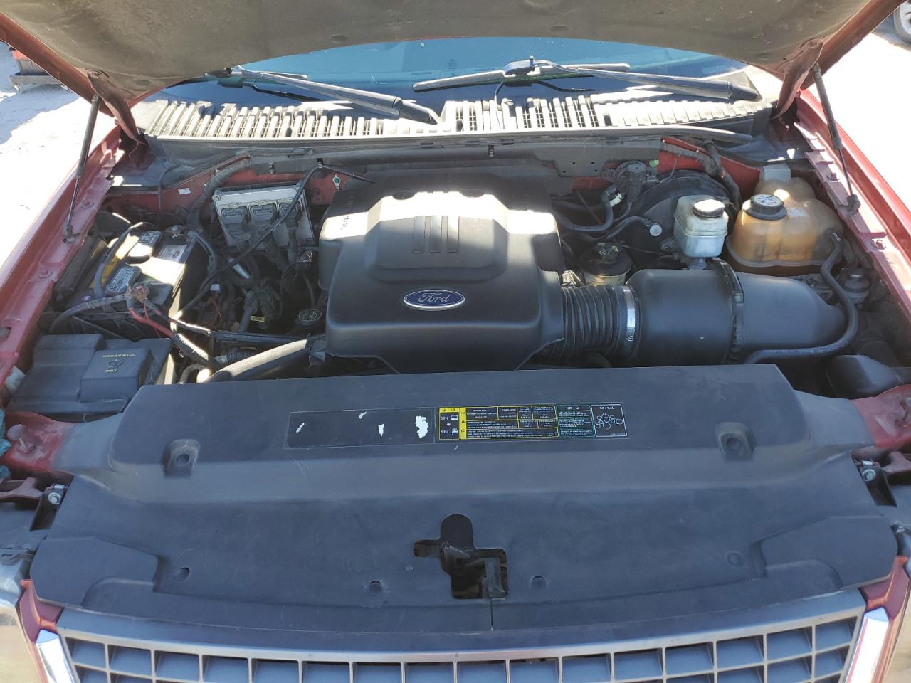 2004 Ford Expedition Xls VIN: 1FMRU13W54LB56598 Lot: 91817445