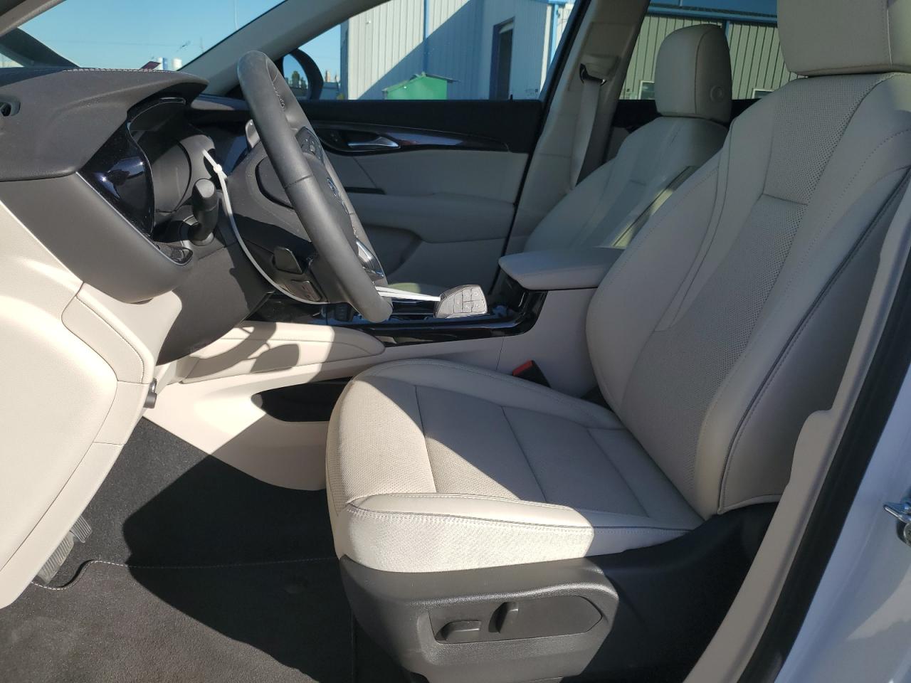 2023 Buick Envision Essence VIN: LRBFZPR45PD213588 Lot: 90930045