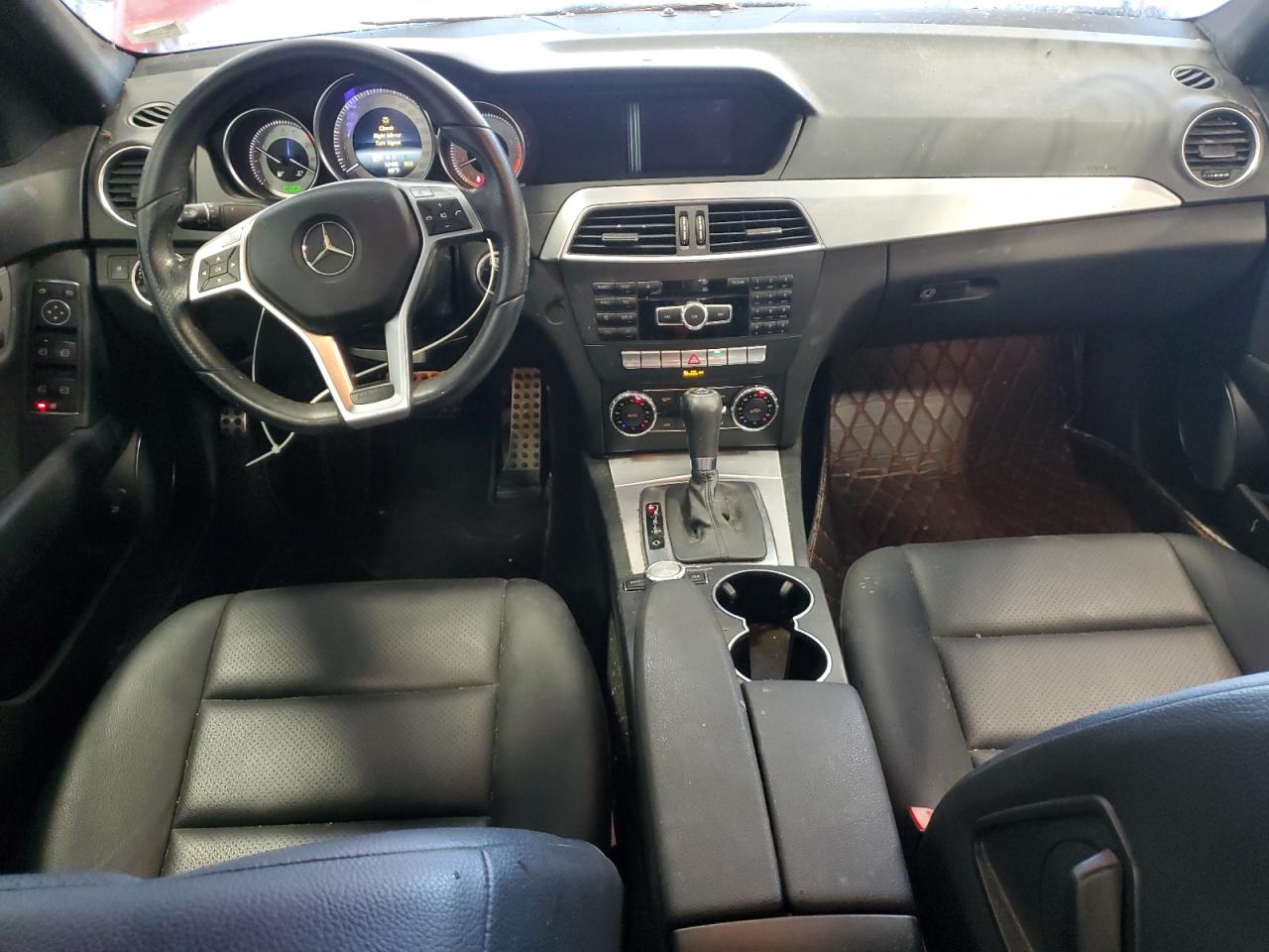 2014 Mercedes-Benz C 300 4Matic VIN: WDDGF8AB9ER323175 Lot: 92066325