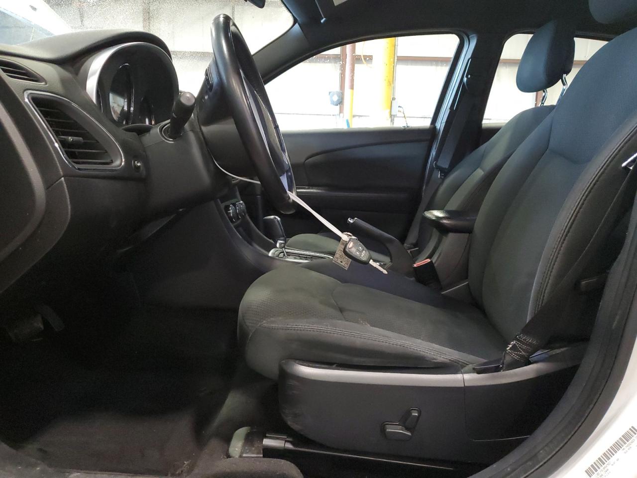 2011 Chrysler 200 Touring VIN: 1C3BC1FB1BN547657 Lot: 92663205