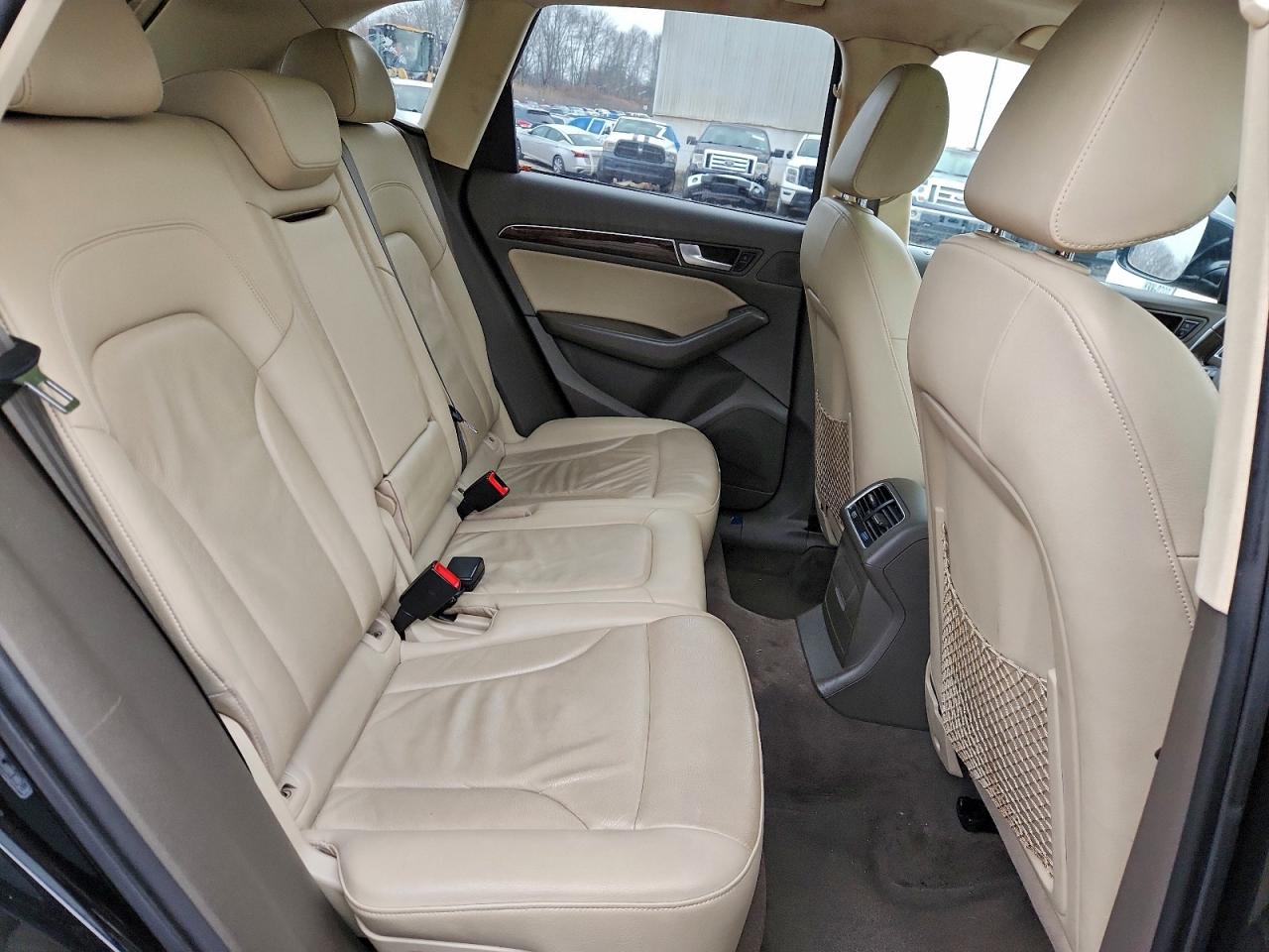 2017 Audi Q5 Premium VIN: WA1C2AFP2HA046477 Lot: 93985735