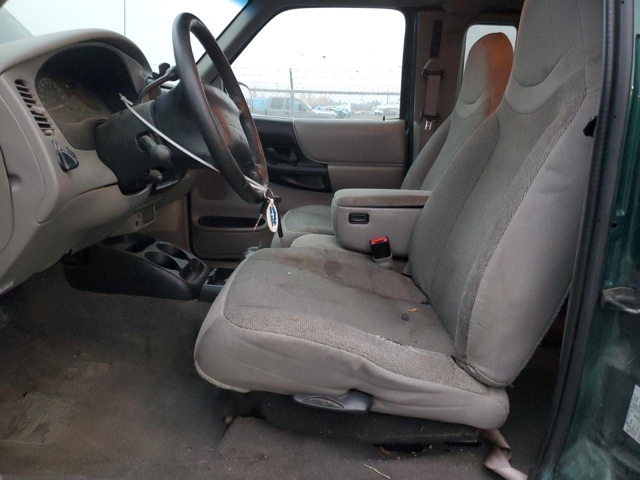 2000 Ford Ranger Super Cab VIN: 1FTYR14V2YTB17156 Lot: 92331175