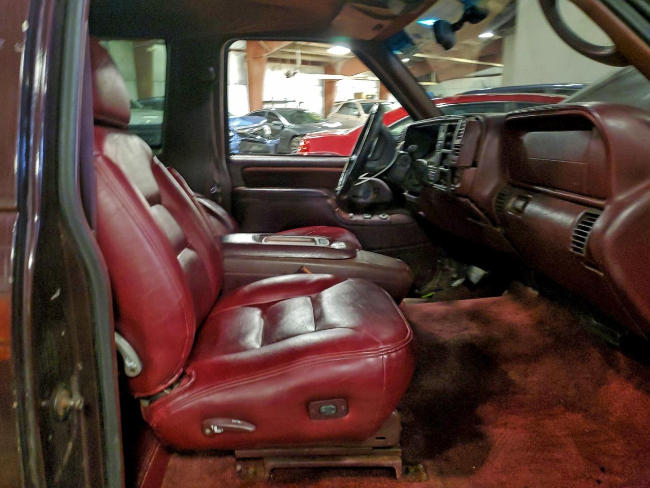 1997 GMC Yukon VIN: 3GKEK18R1VG503018 Lot: 94234535