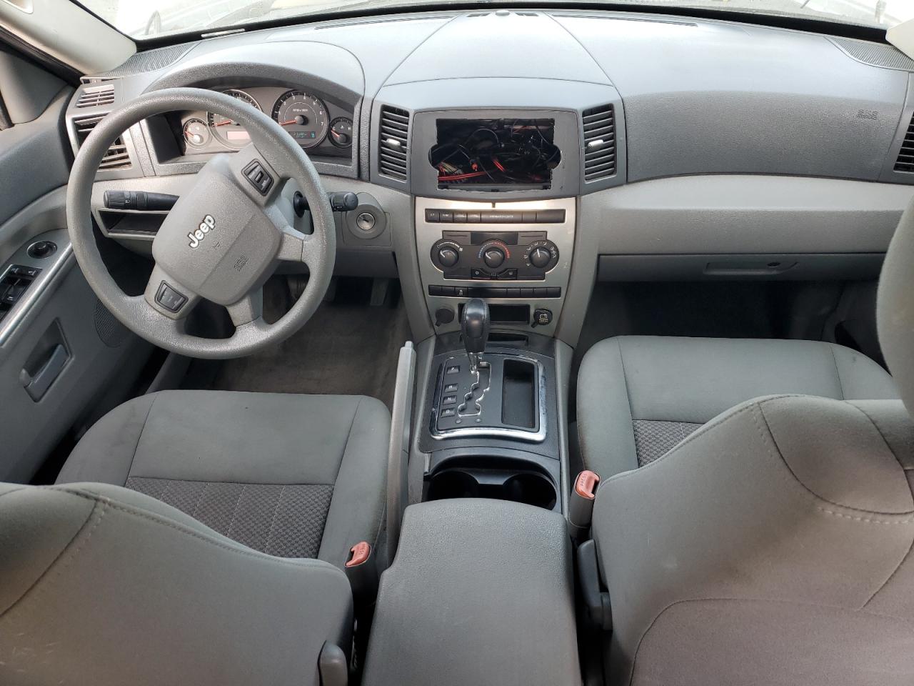 2006 Jeep Grand Cherokee Laredo VIN: 1J4GR48K56C240745 Lot: 90720635