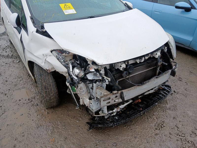 2015 TOYOTA PRIUS HYBRID 