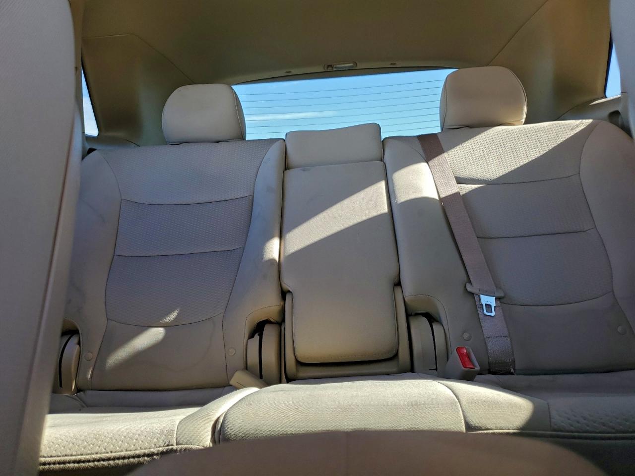 2013 Kia Sorento Lx VIN: 5XYKT3A68DG351811 Lot: 94592375