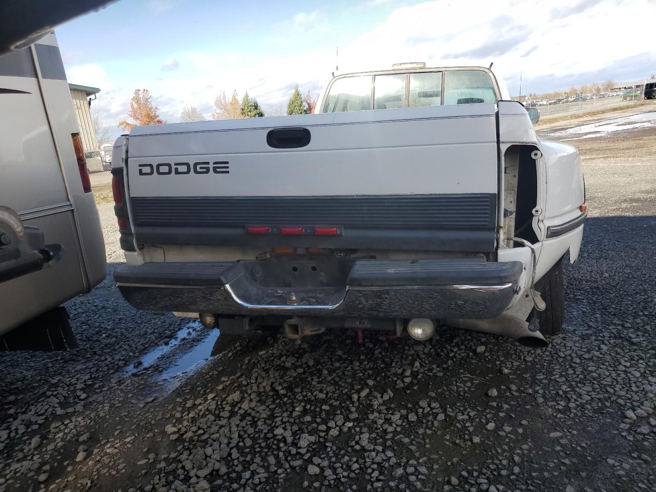 1996 Dodge Ram 3500 VIN: 3B7MC33C6TM171093 Lot: 69213255