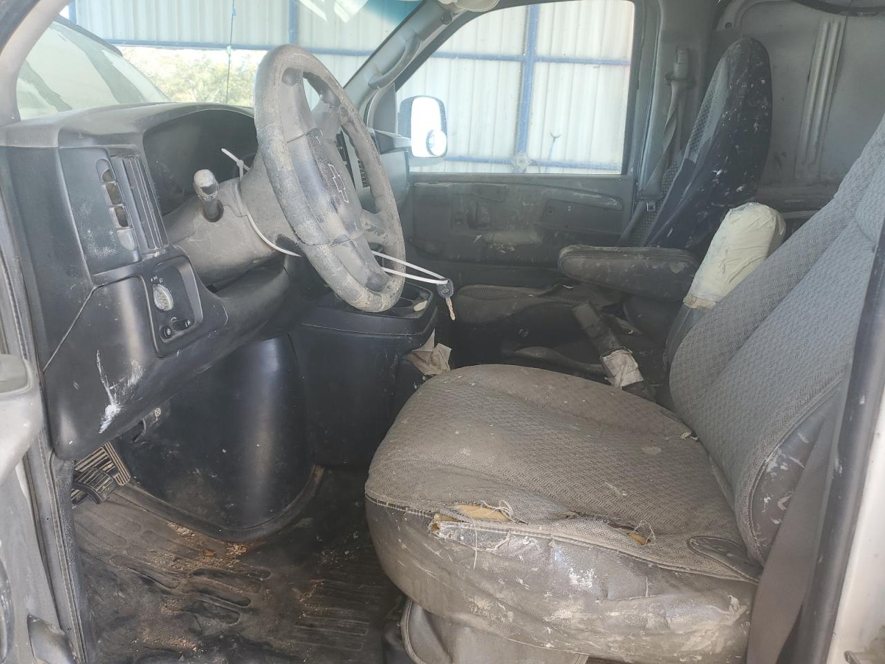 2005 Chevrolet Express G3500 VIN: 1GCHG39U051131047 Lot: 90893265