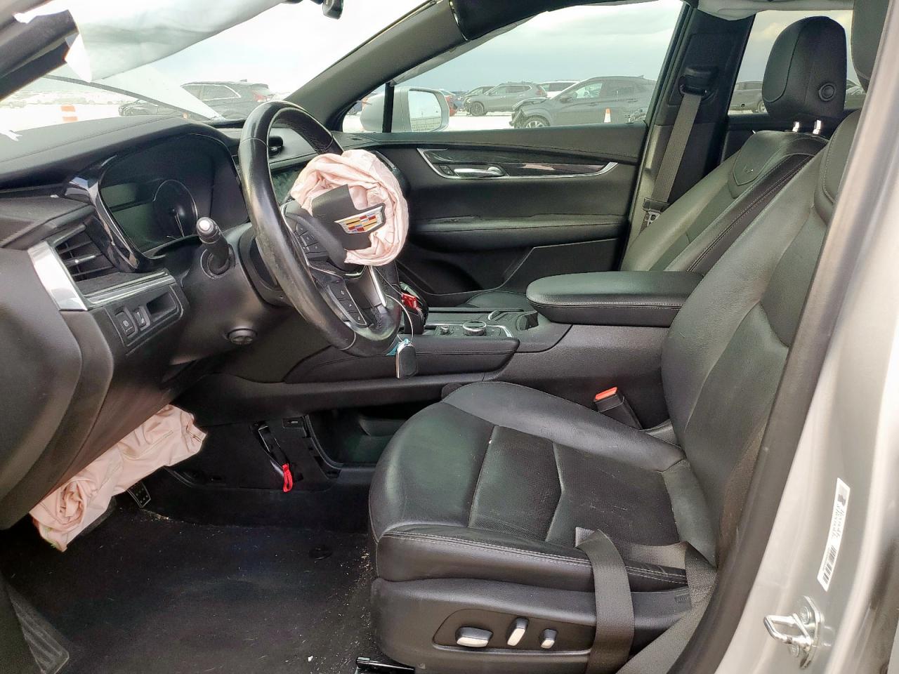 2020 Cadillac Xt5 Premium Luxury VIN: 1GYKNCR43LZ211074 Lot: 93215215