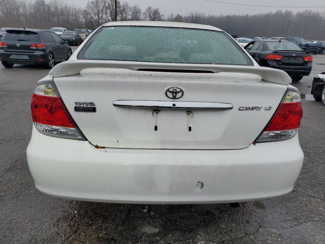 2005 Toyota Camry Le VIN: 4T1BE32K05U406642 Lot: 93440395
