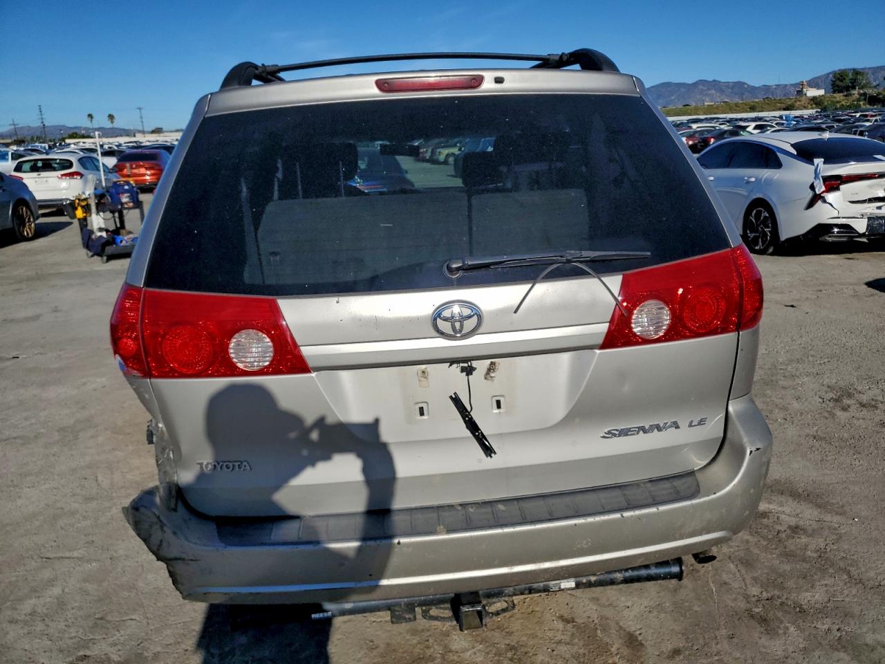 2008 Toyota Sienna Ce VIN: 5TDZK23C08S178356 Lot: 93739355