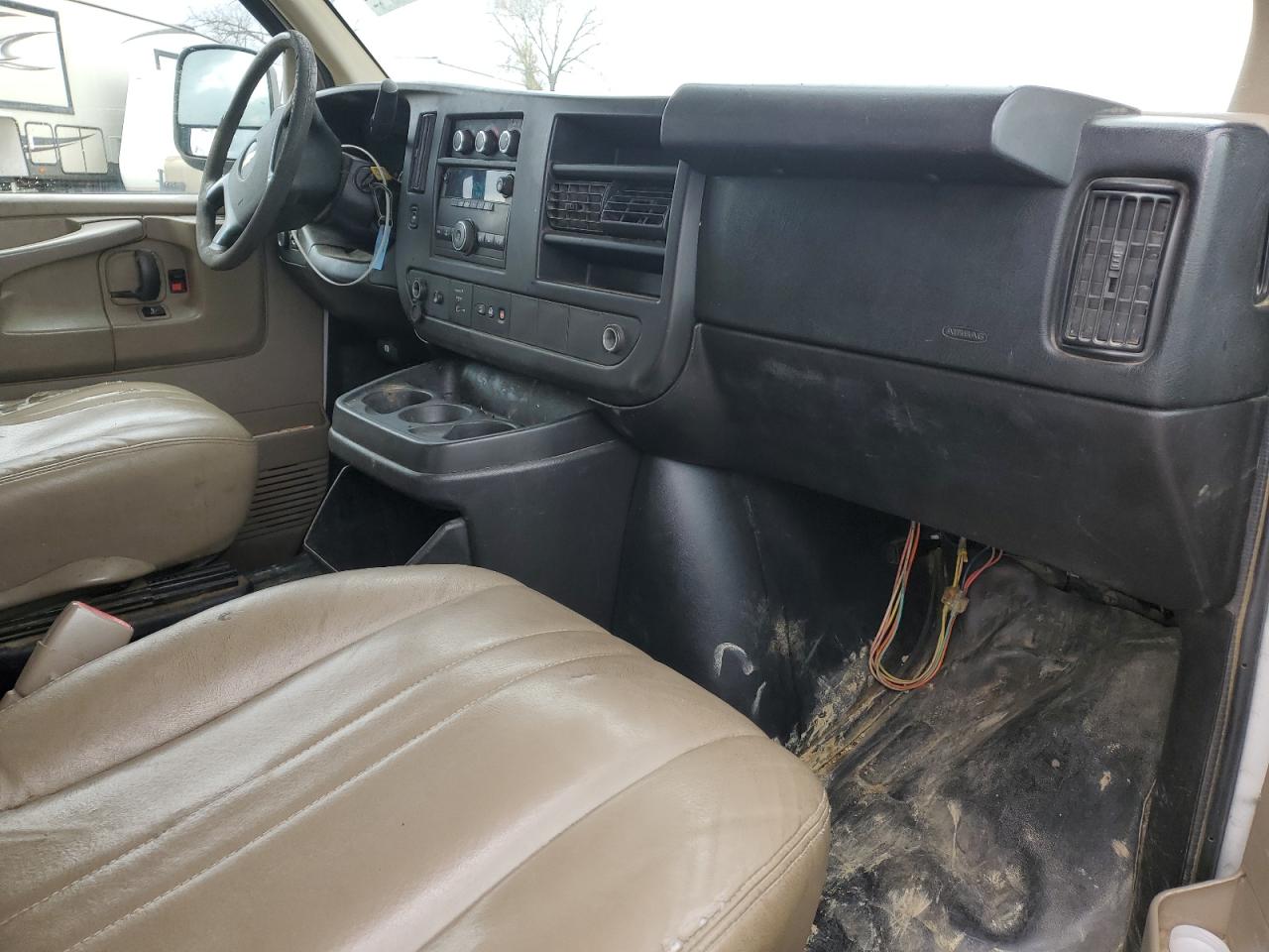 2014 Chevrolet Express 2500 Delivery Van VIN: 1GCWGGFA8E1145528 Lot: 91783935