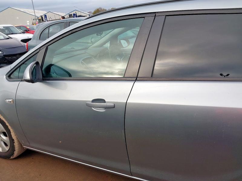 2014 VAUXHALL ASTRA 1.6 CDTI 16V ECOFLEX 136 DESIGN 5DR