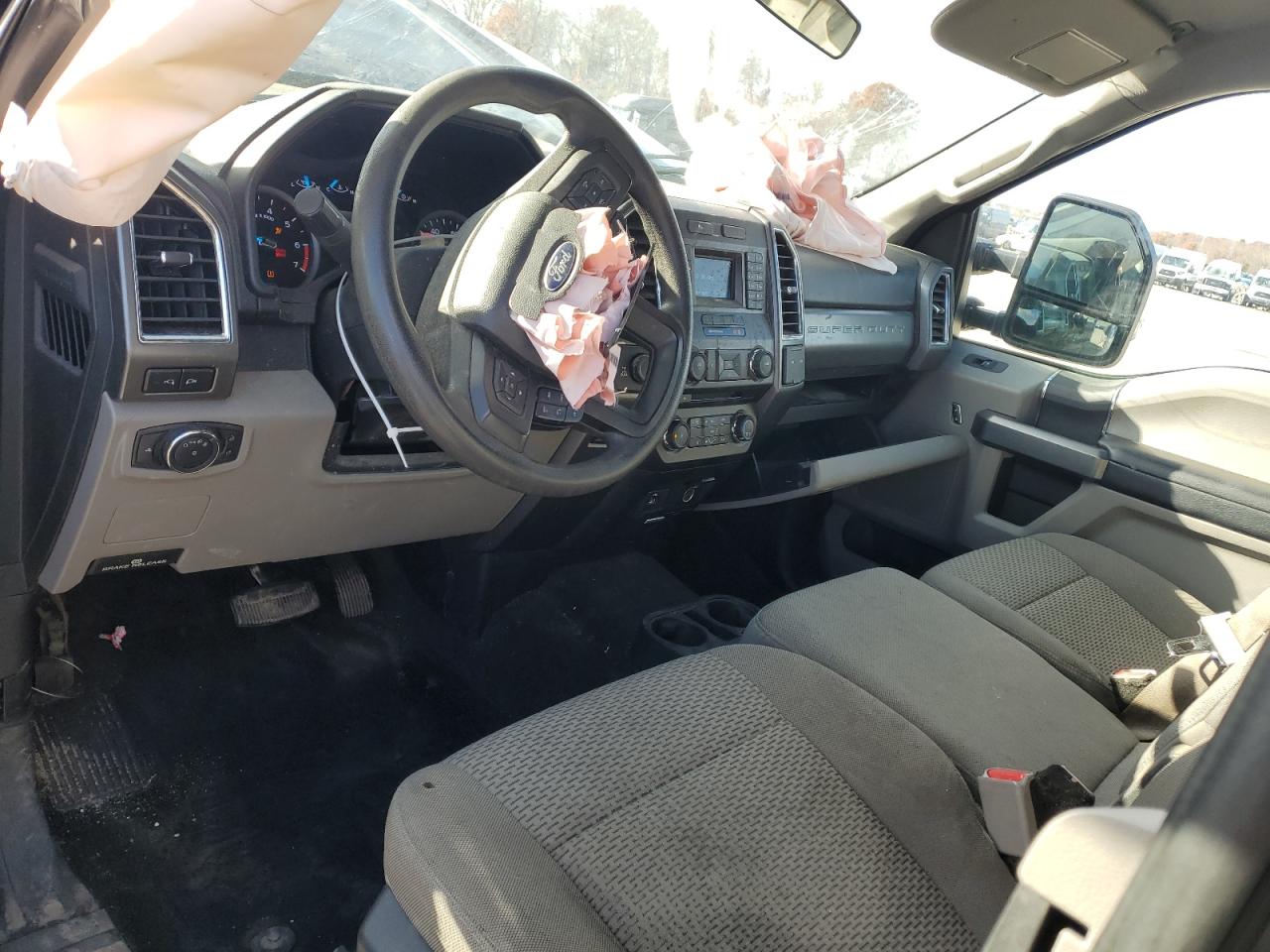 2017 Ford F250 Super Duty VIN: 1FT7X2B6XHEB39137 Lot: 92656955