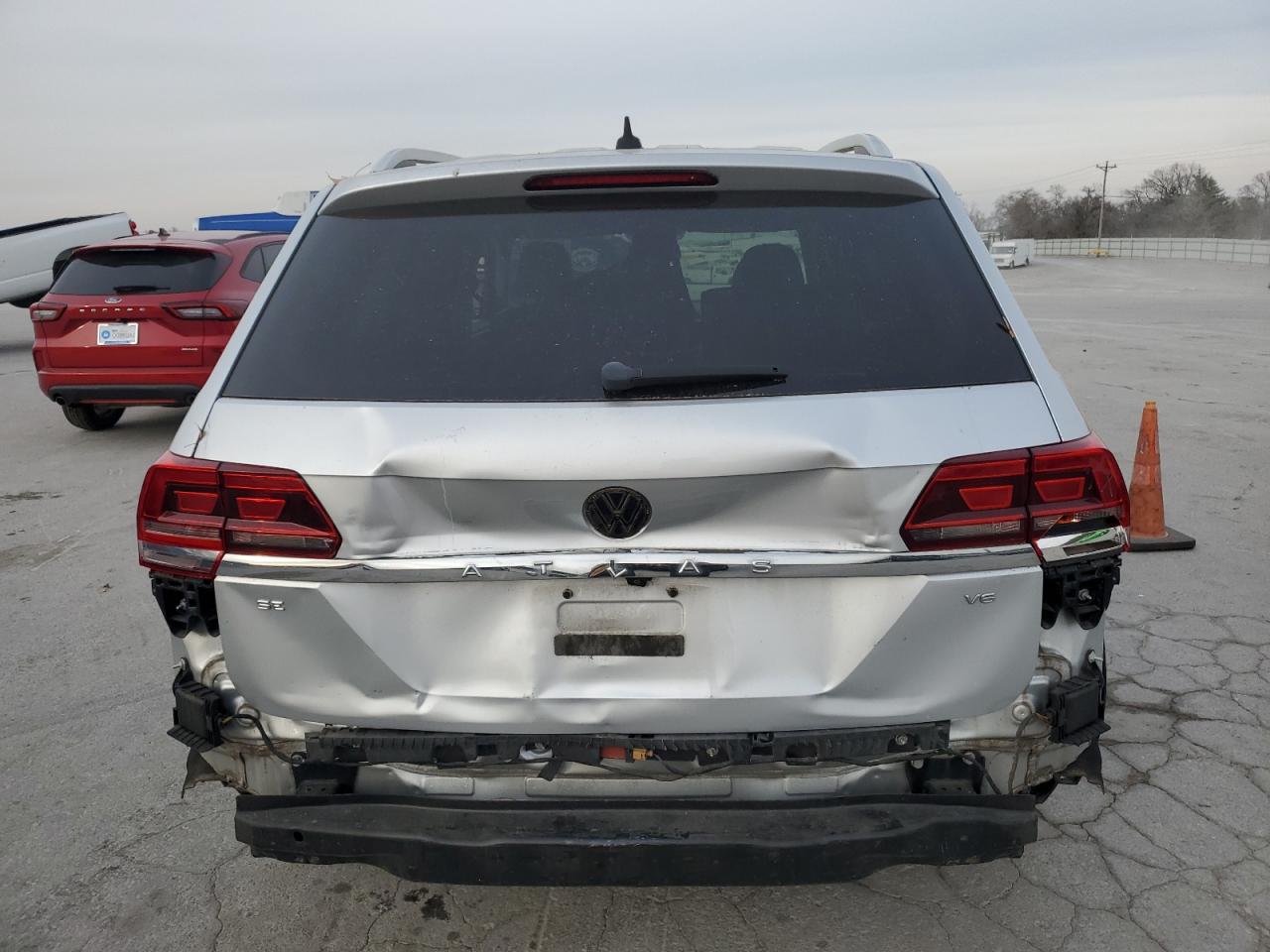 2018 Volkswagen Atlas Se VIN: 1V2CR2CAXJC570329 Lot: 92214615